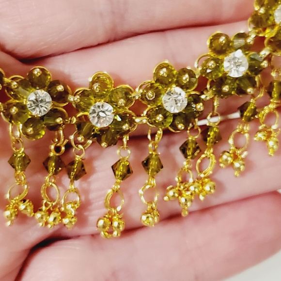 Vintage Asian peridot crystal flower adjustable silk tassel necklace flower 60's - Picture 9 of 16